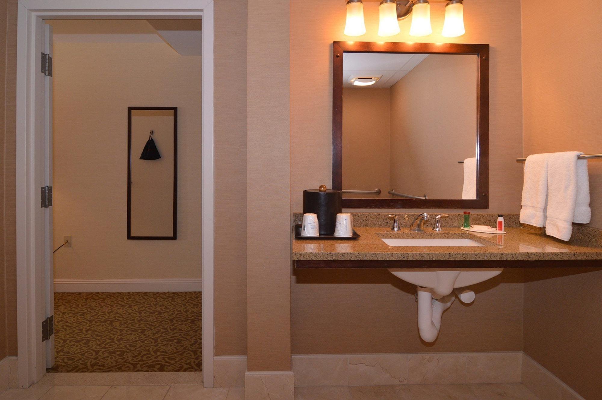 Ramada By Wyndham Seekonk Providence Area Eksteriør bilde