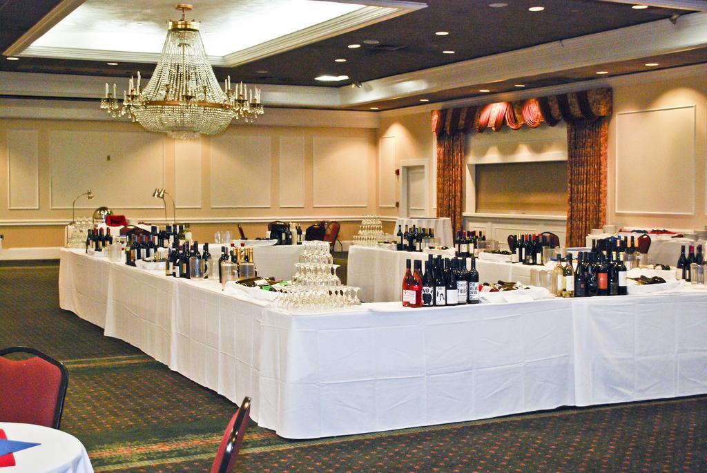 Ramada By Wyndham Seekonk Providence Area Eksteriør bilde